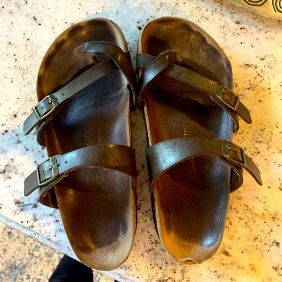birkenstock broken toe strap